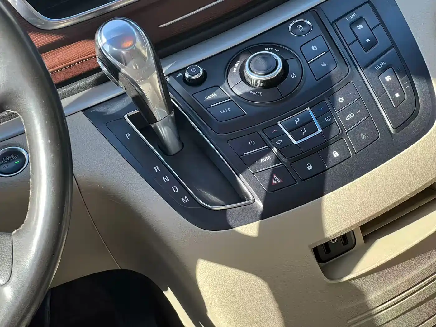 Buick GL8 2018 28T Luxury Model China VI фото 12