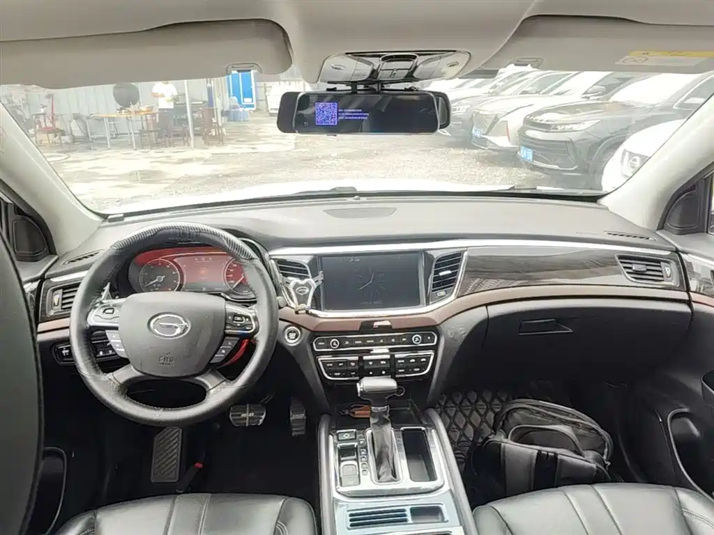 GAC Trumpchi Trumpchi GS8 2017 320T 2WD Luxury Edition (7-Seater) фото 10
