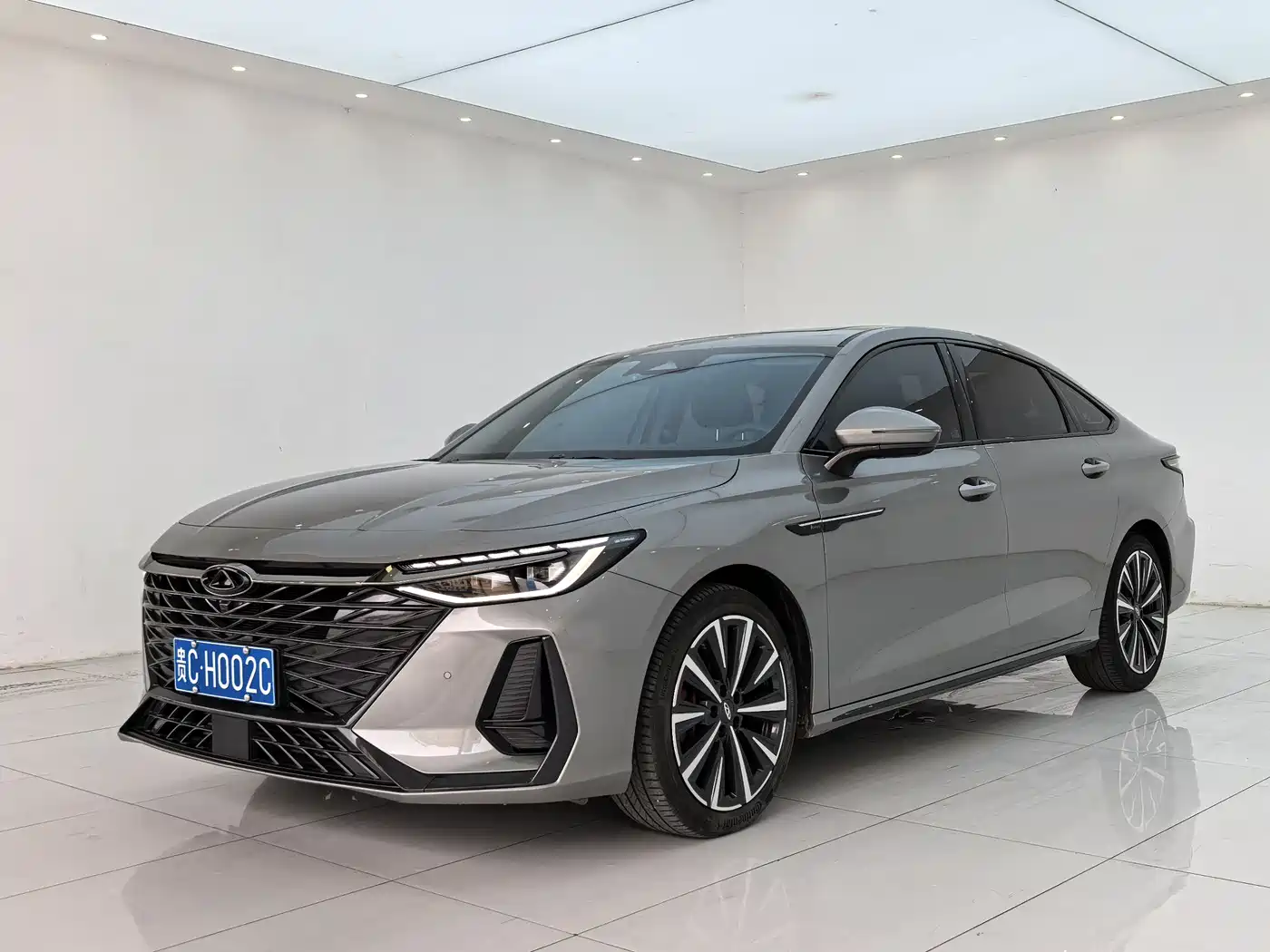 Chery Arrizo 8 2023 High Energy Edition 2.0T DCT Royal
