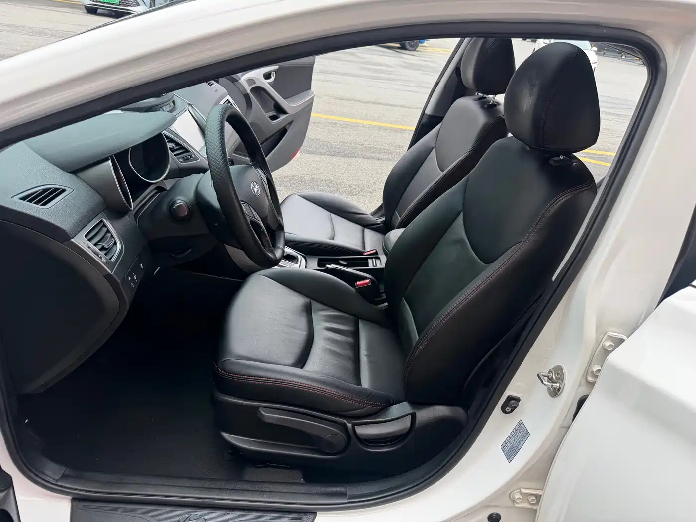 Hyundai Langdong 2016 1.6L Automatic Premium Edition фото 30