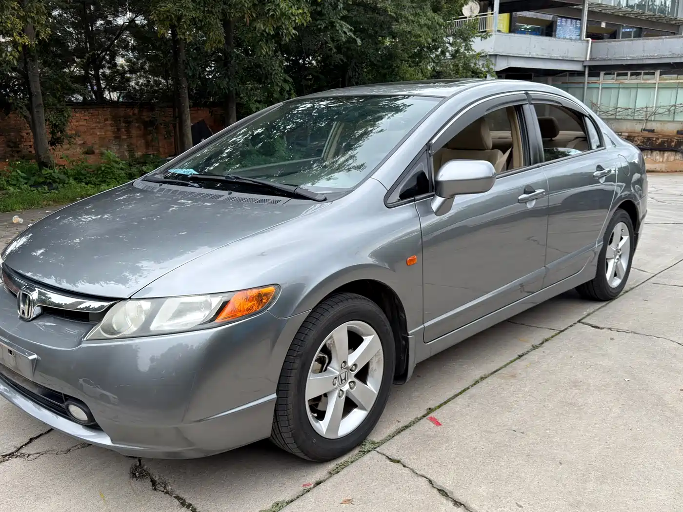 Фото 2 - Honda Civic