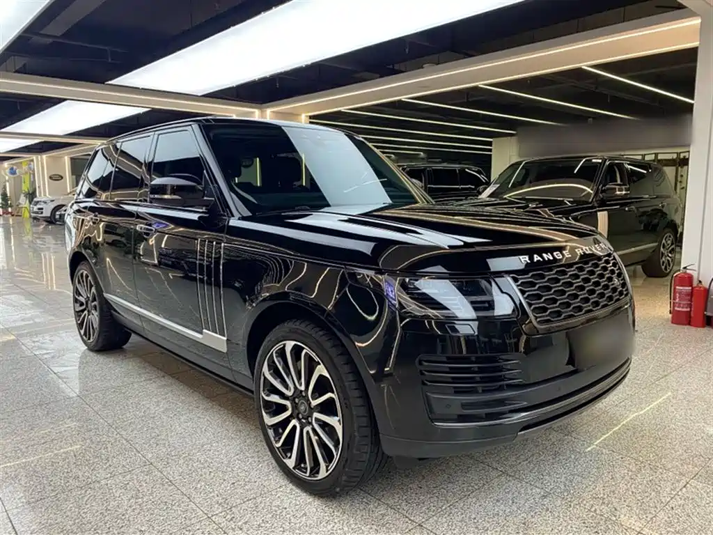 Land Rover Range Rover 2021 3.0 L6 Golden Age Edition фото 5