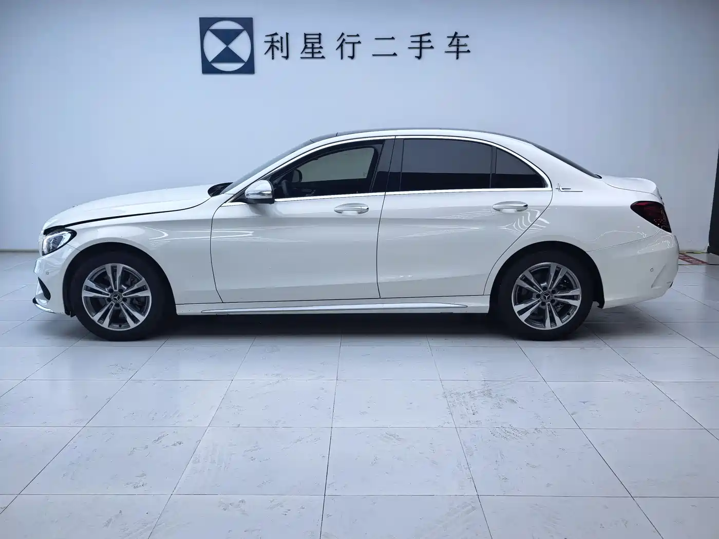 Mercedes-Benz C-Class 2018 C 200 L Sport Edition фото 4