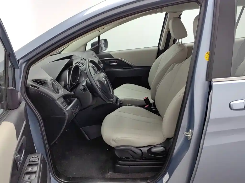 Mazda Mazda5 2013 2011 2.0L Automatic Comfort