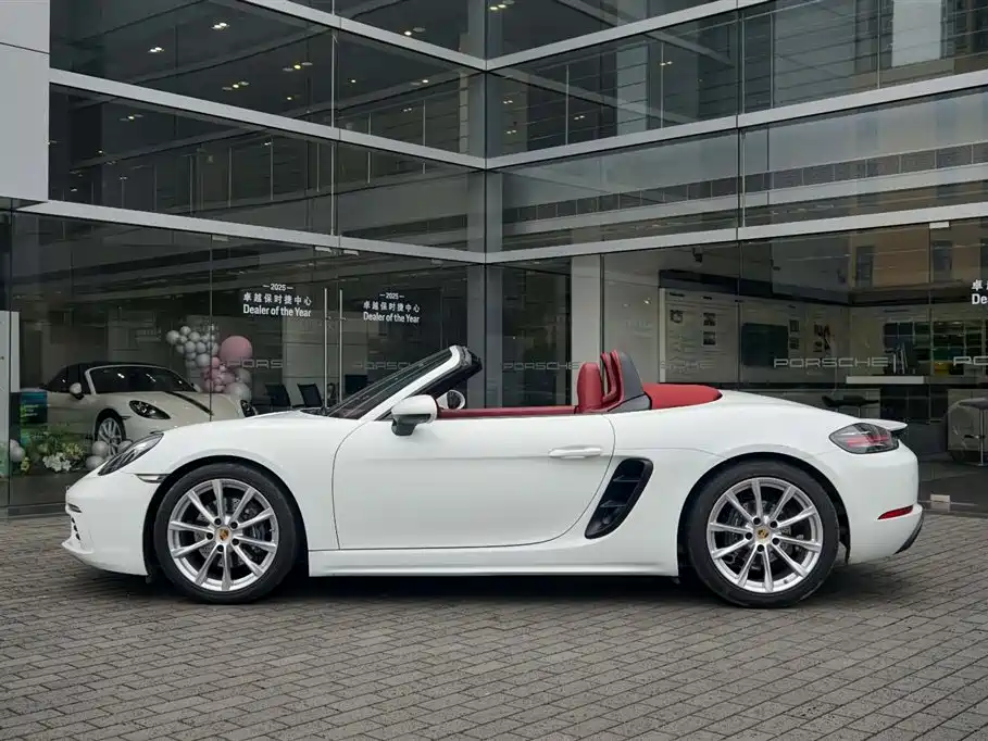Porsche 718 2022 Boxster 2.0T фото 10
