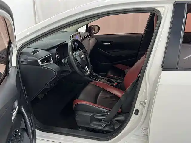 Toyota Corolla 2021 1.2T S-CVT Elite PLUS Edition фото 6