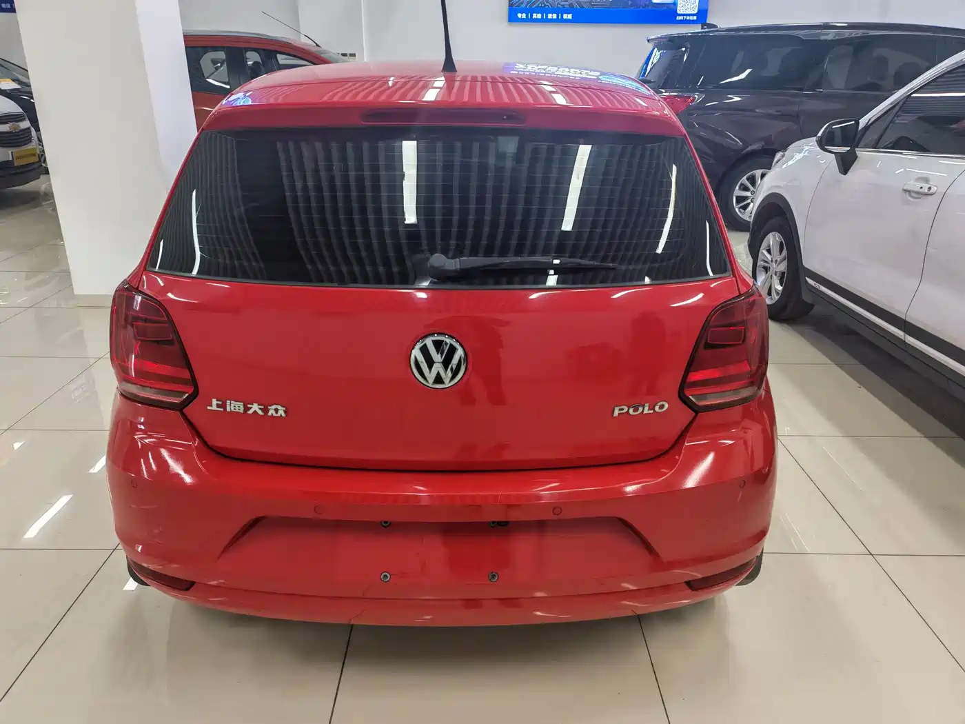 Volkswagen Polo 2014 1.4L Automatic Comfort Edition фото 5