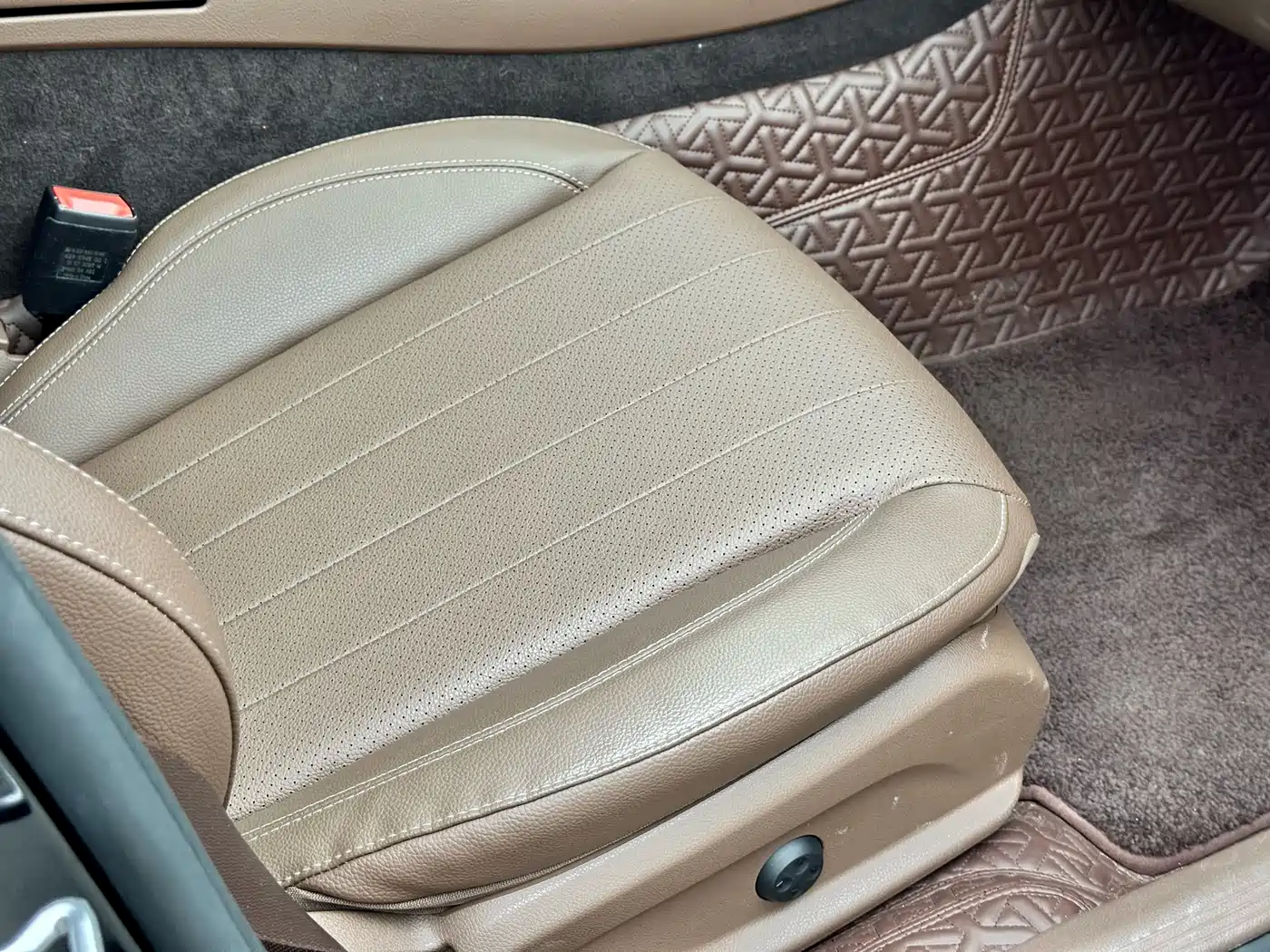 Mercedes-Benz E-Class 2023 E 300 L Luxury фото 14