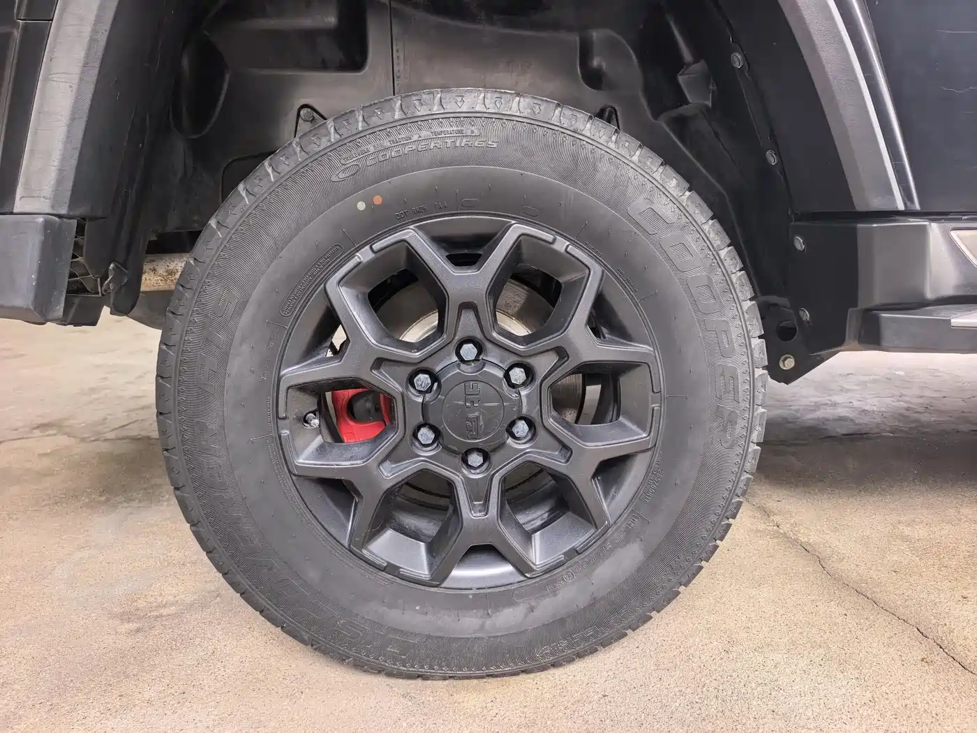 BAIC ORV Beijing Offroad BJ40 2023 2.0D Automatic 4WD Blade Hero Edition Knight Type фото 15