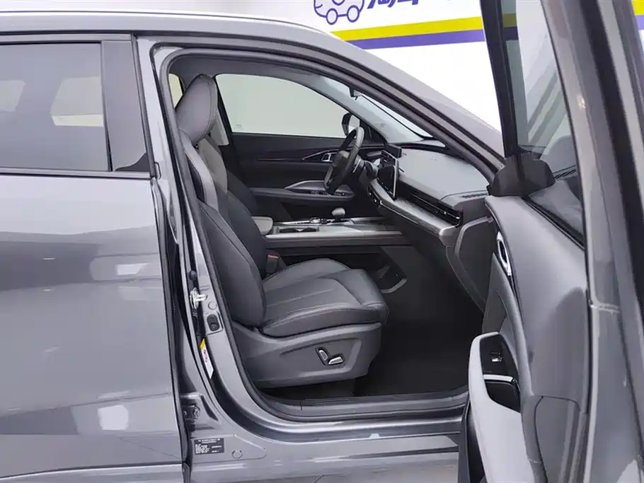 CHANGAN CHANGAN AUCHAN Z6