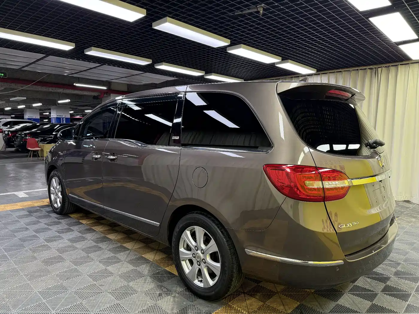 Buick GL8 2014 3.0L XT Luxury Business Flagship фото 11