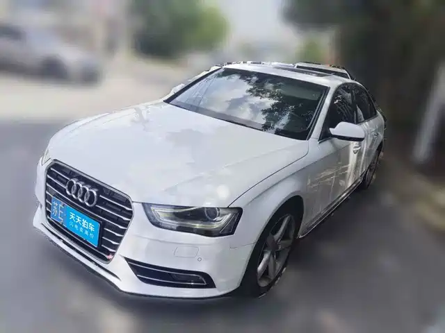 Audi A4L 2015 35 TFSI Auto Standard — фото 1
