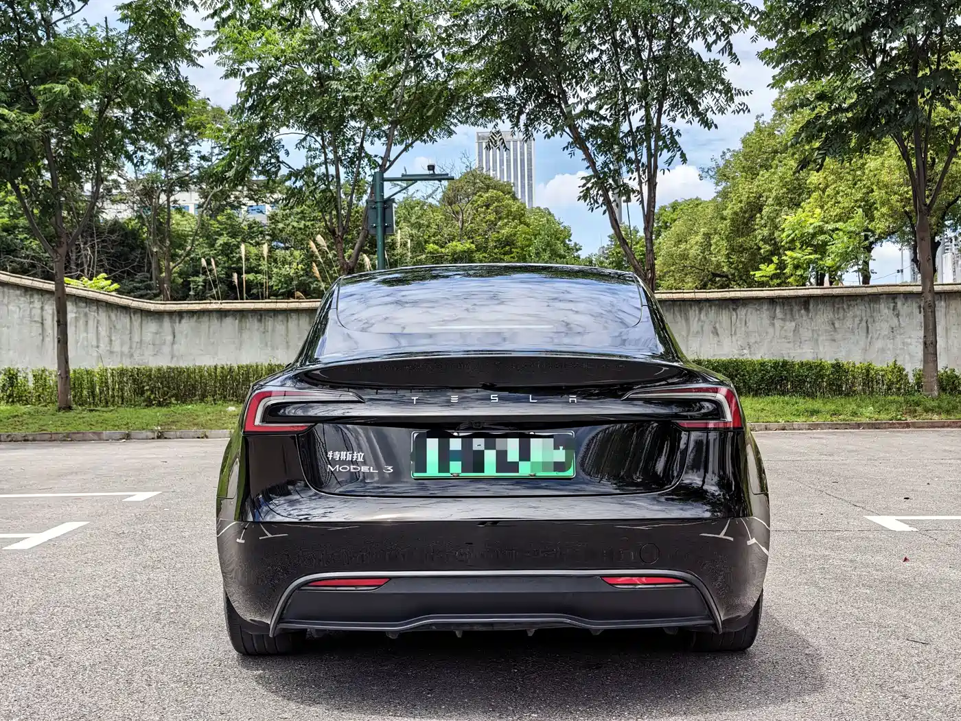 Photo 8 - Tesla Model 3