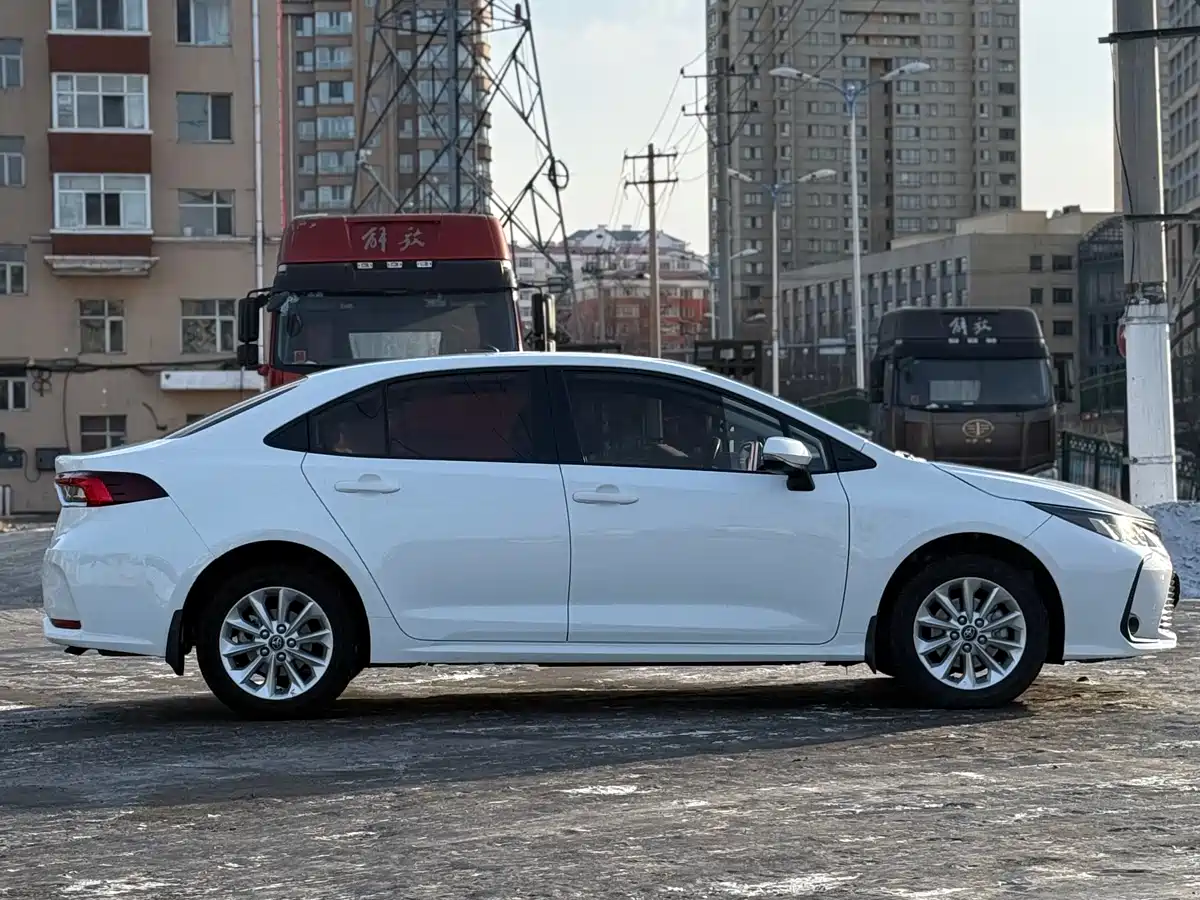 Toyota Corolla 2021 1.2T S-CVT Elite PLUS Edition фото 21