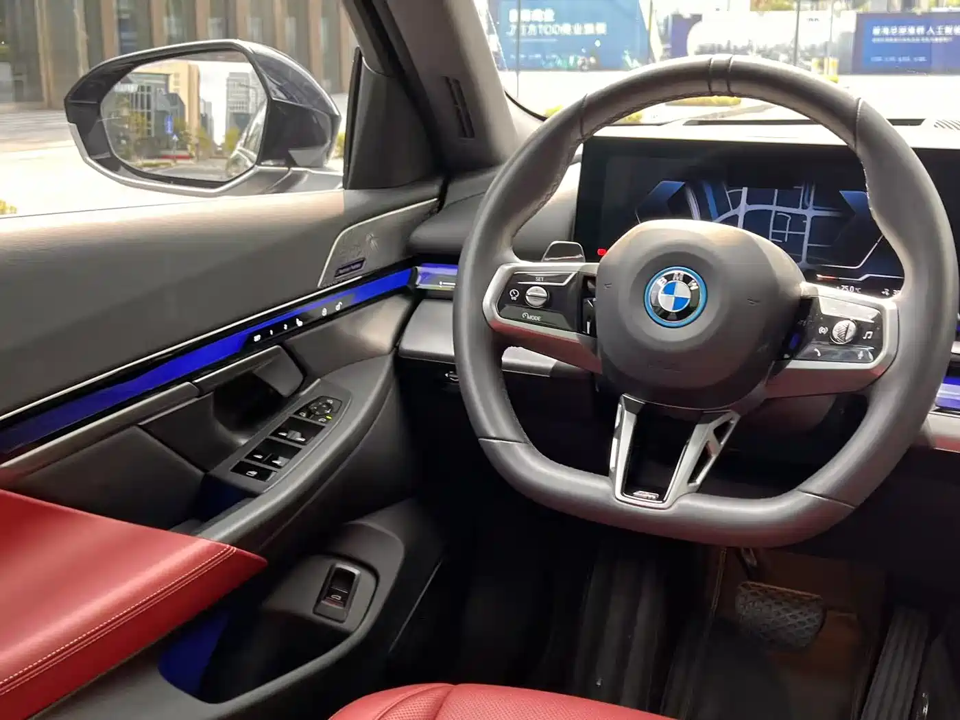 BMW I5