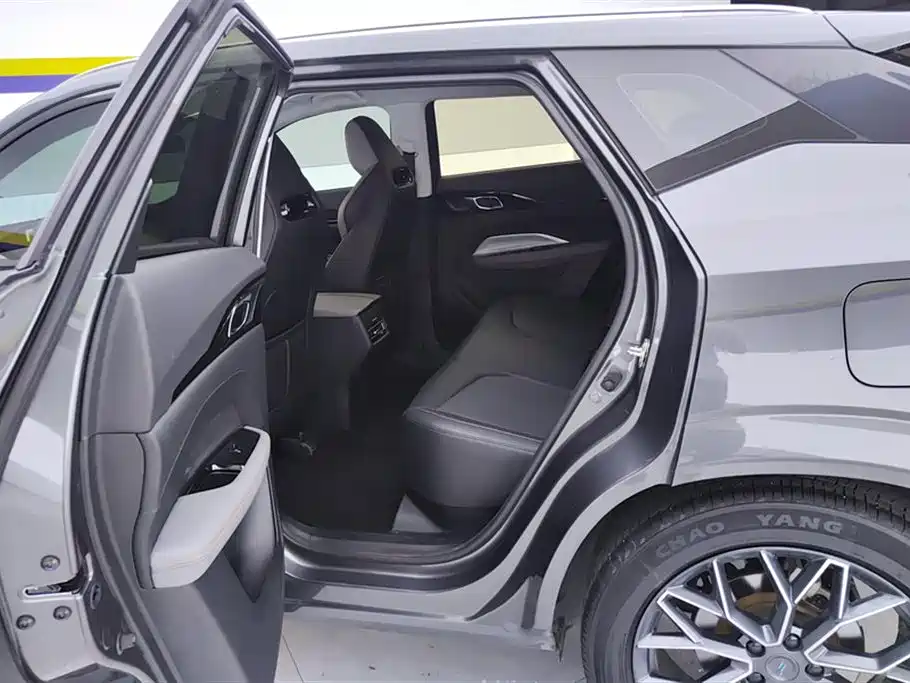 CHANGAN CHANGAN AUCHAN Z6