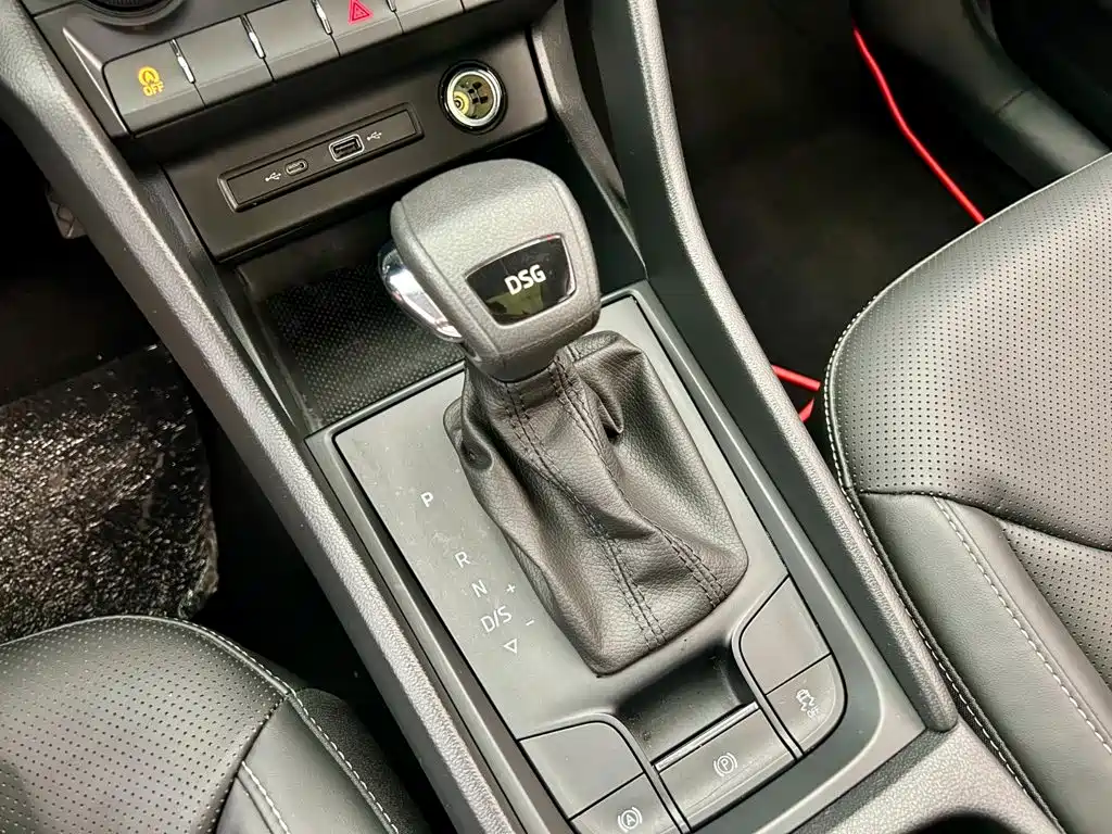 Škoda Kodiaq 2024 2024 TSI330 5-Seat Front-Wheel Drive Power Edition