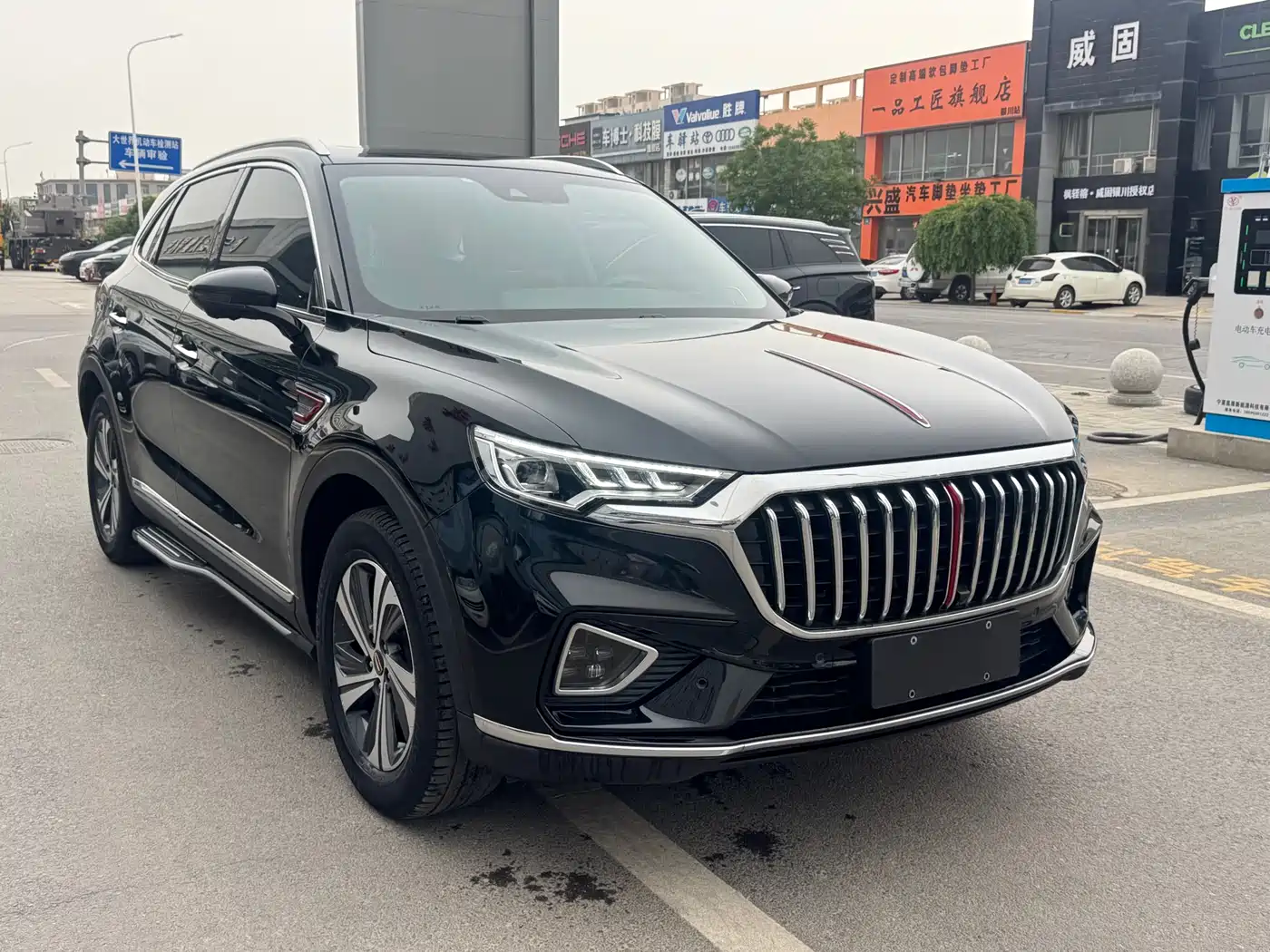 Hongqi HS5 2019 2.0T Smart Connect Enjoy Edition фото 2