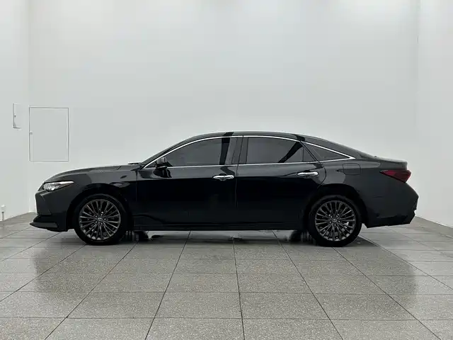 Toyota Avalon 2019 2.0L XLE Premium Edition (China VI) фото 8