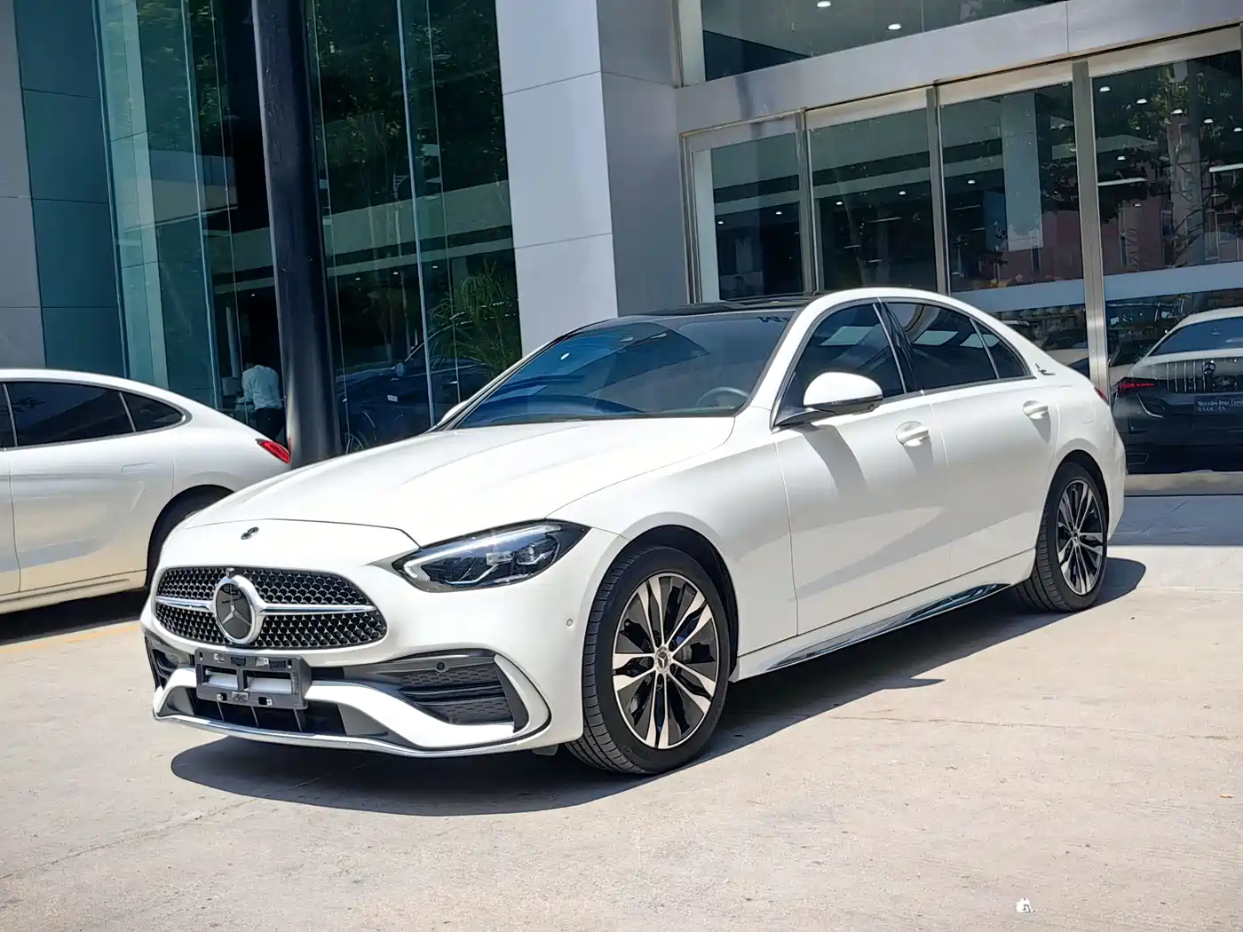 Mercedes-Benz C-Class New Energy 2025 C 350 eL фото 7
