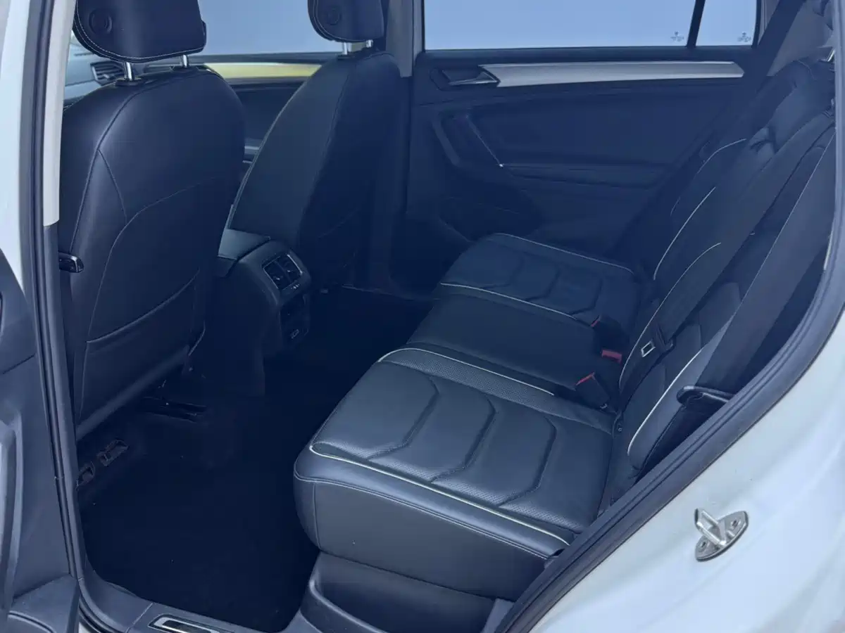 Volkswagen Tiguan L 2017 330TSI Automatic 2WD Flagship Edition фото 6