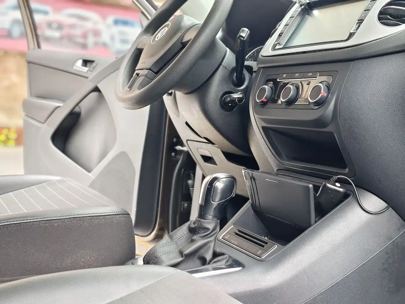 Volkswagen Tiguan 2015 1.8TSI Automatic 2WD Trendline фото 13