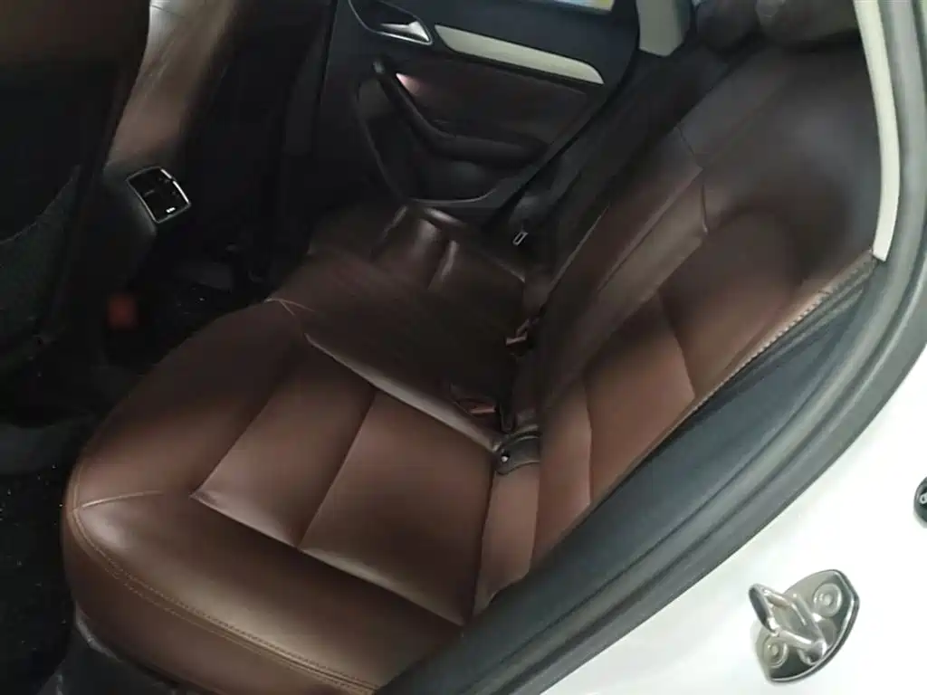 Audi Q3 2015 30 TFSI Progressive фото 17