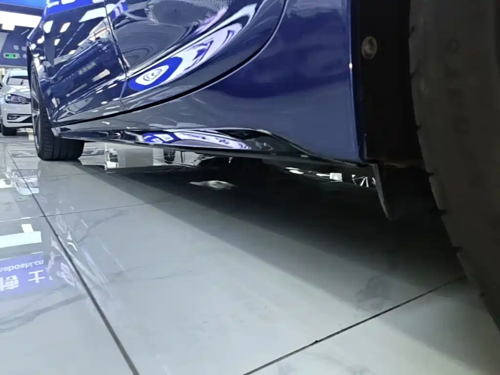 Фото 22 - Cadillac CT5