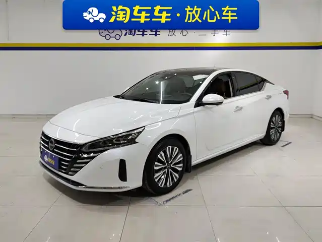 NISSAN TEANA