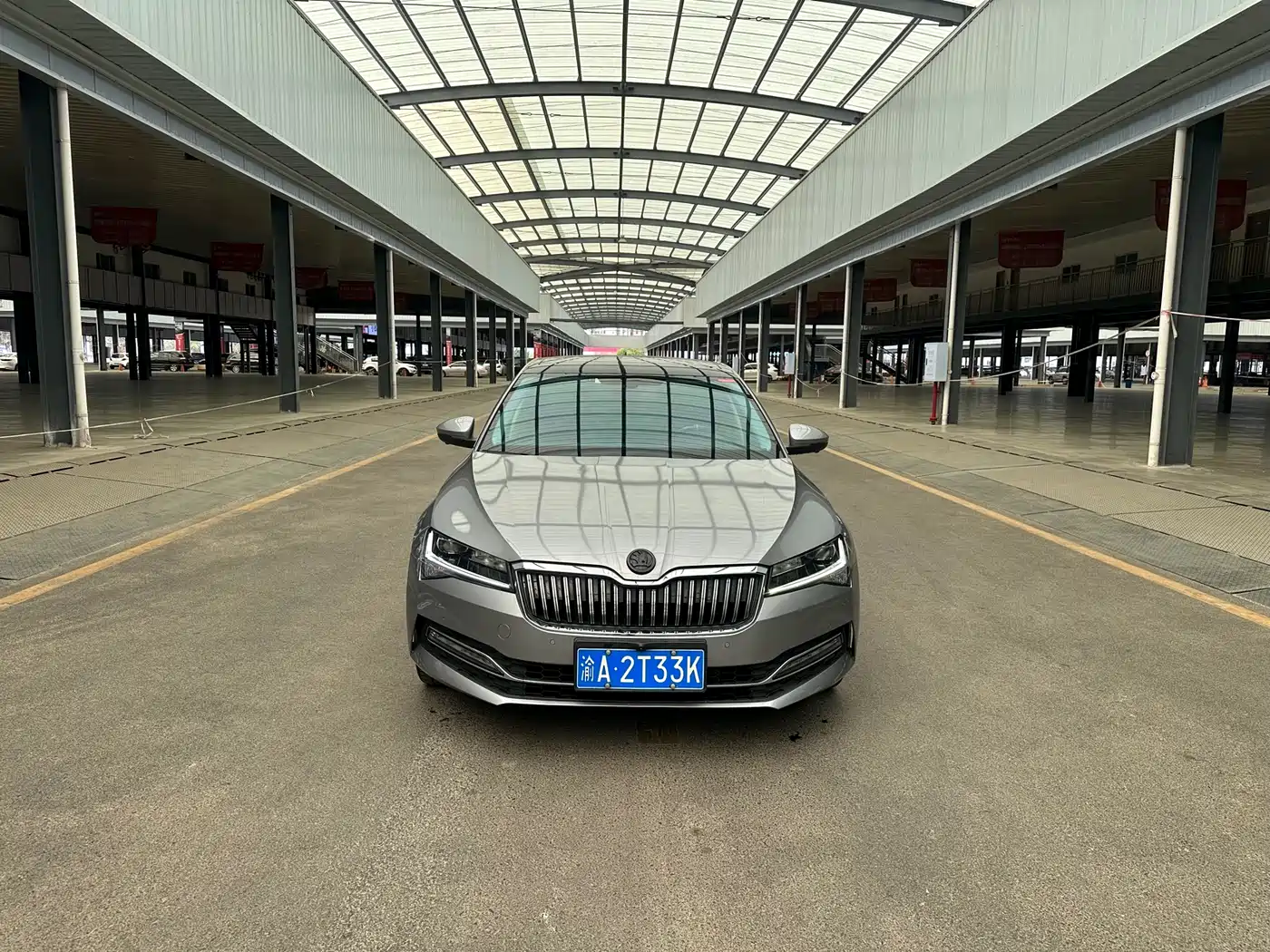 Škoda Superb 2022 TSI330 DSG Luxury Edition фото 2
