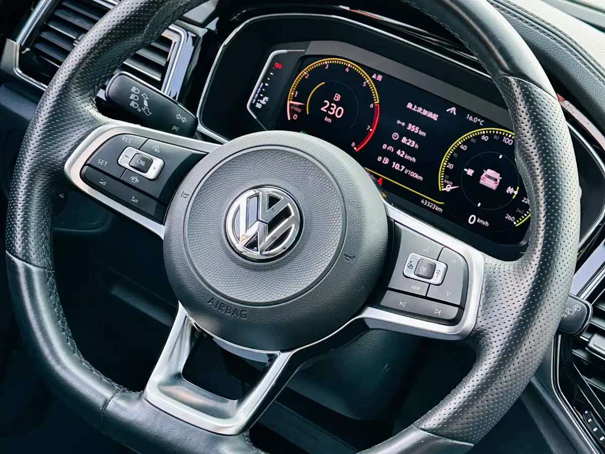 Volkswagen Teramont 2020 Teramont X 530 V6 4WD Premium Luxury фото 18