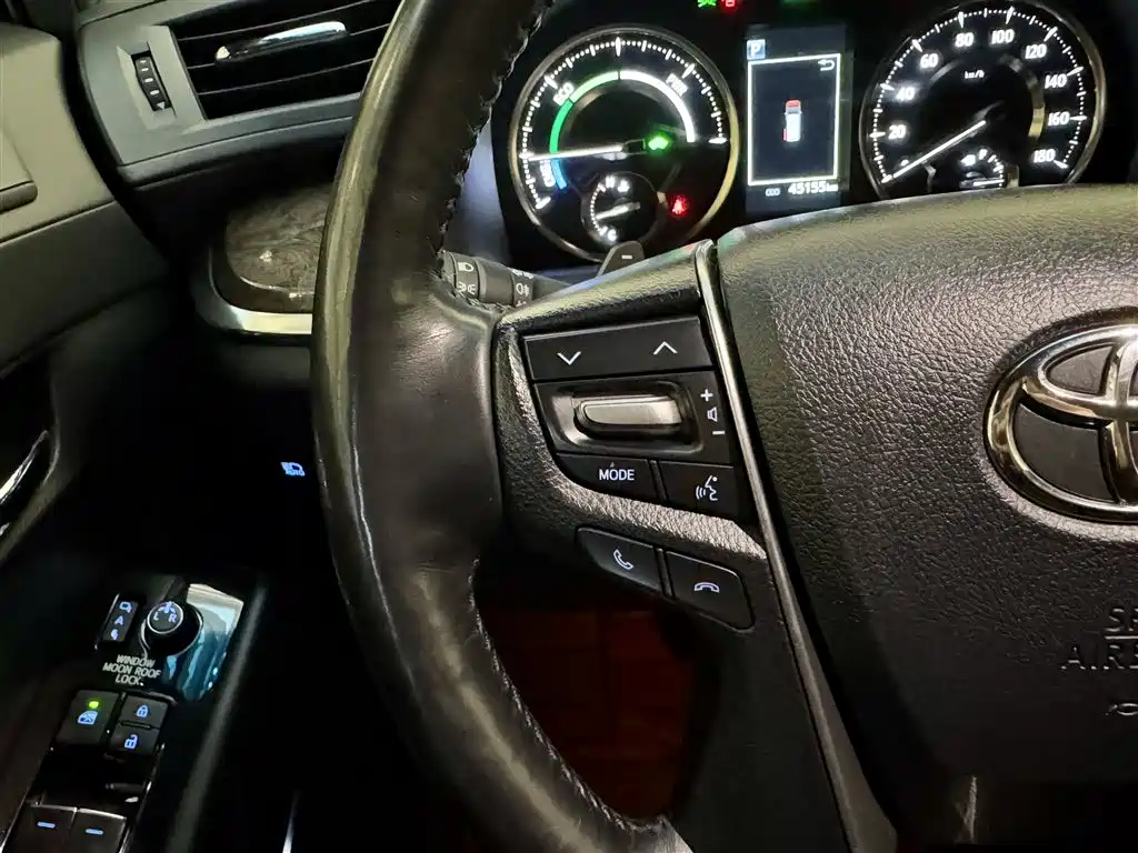 Toyota Vellfire 2021 Crown Hybrid 2.5L HV Premium Edition фото 9