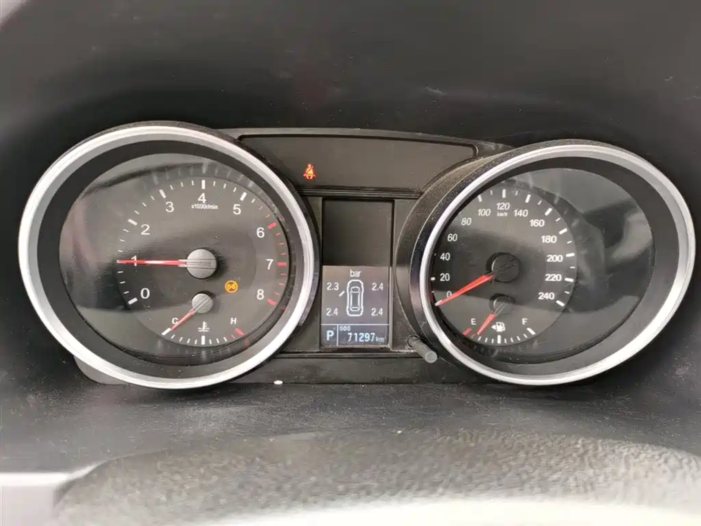 Haval M6 2017 1.5T Automatic 2WD Premium фото 11