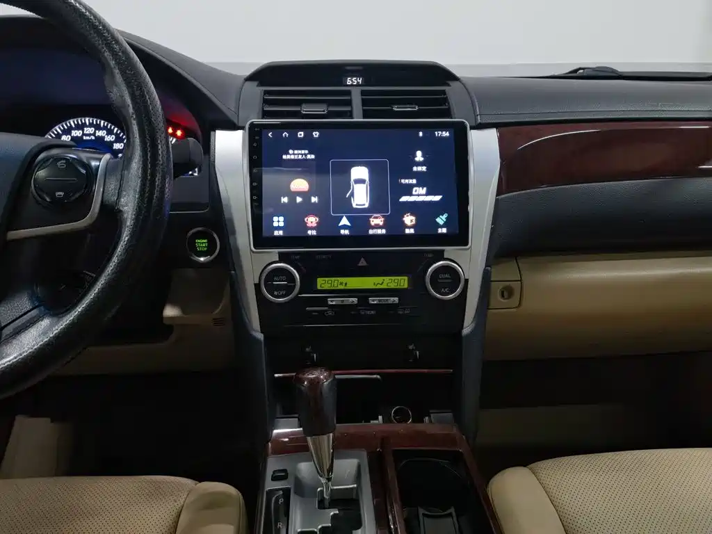 Photo 12 - Toyota Camry