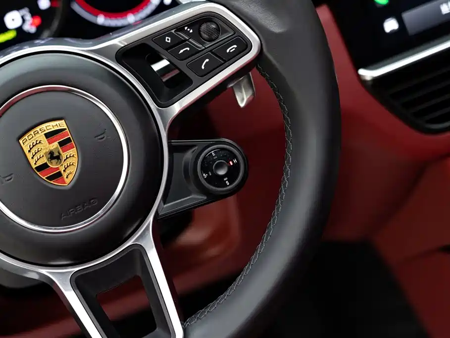 Porsche Cayenne New Energy 2021 Cayenne E-Hybrid 2.0T фото 18