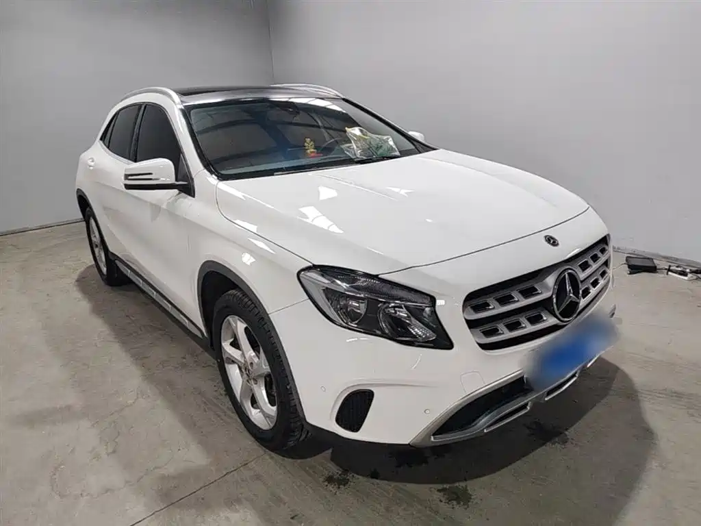 Mercedes-Benz GLA 2017 GLA 200 Dynamic фото 22