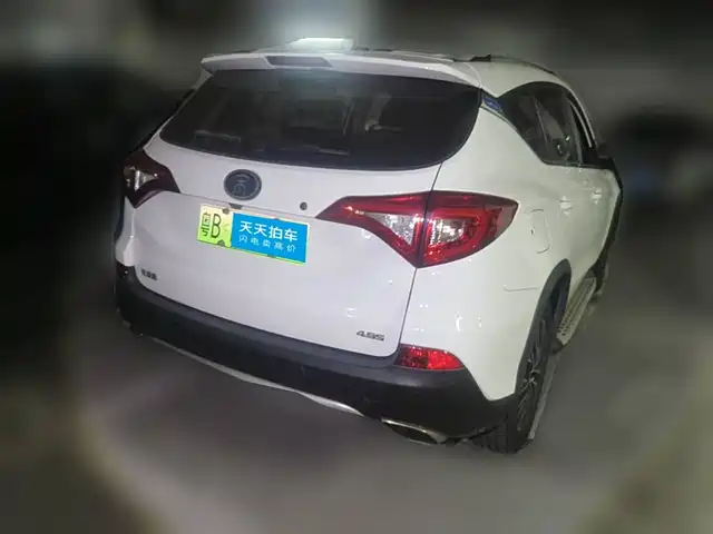 BYD Song New Energy 2017 Song DM 1.5TID Full-time 4WD Luxury — фото 2