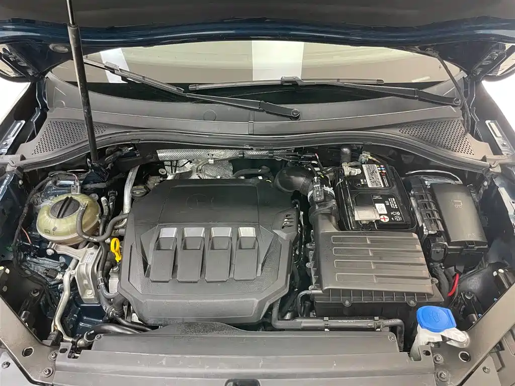 Volkswagen Tiguan L 2022 330TSI Auto 2WD R-Line Premium Edition фото 21
