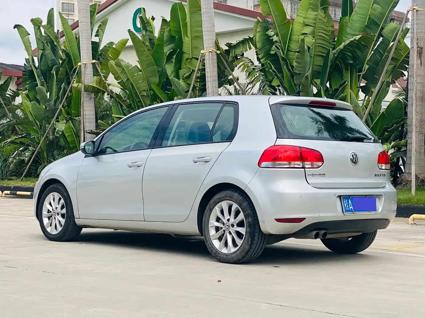 Volkswagen Golf 2010 1.4TSI Automatic Luxury фото 13