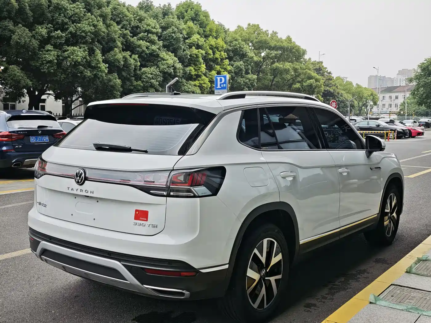 Volkswagen Tayron 2023 330TSI 2WD Luxury Plus Advanced Edition фото 8