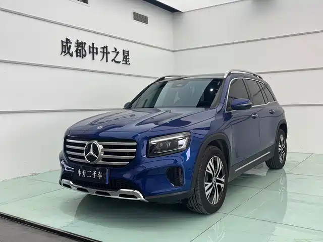 MERCEDES-BENZ GLB
