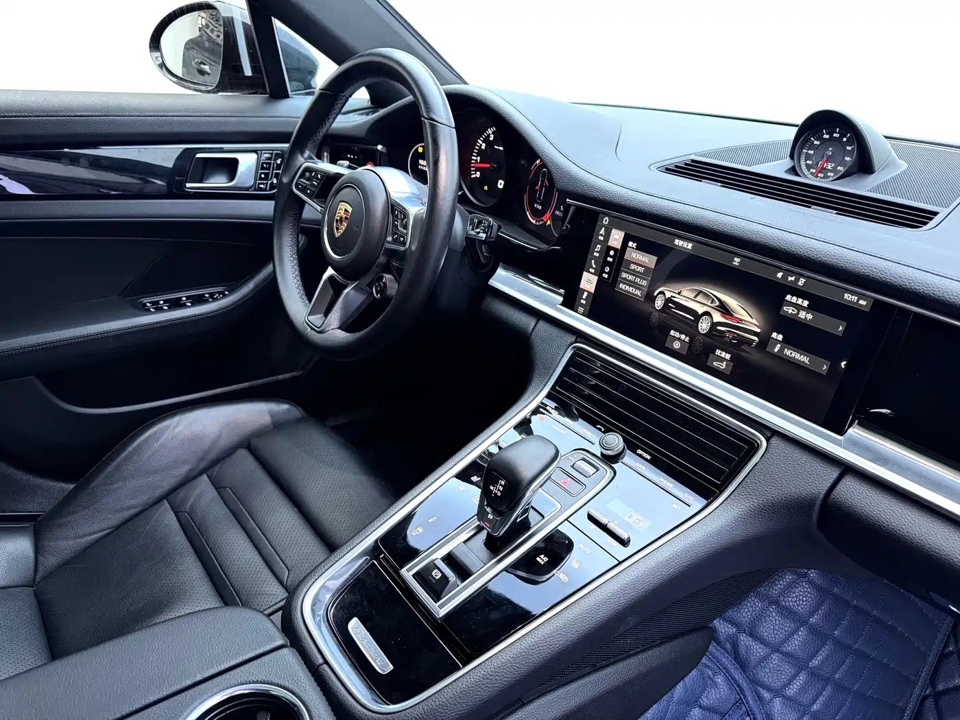 Porsche Panamera 2017 Panamera 3.0T фото 26