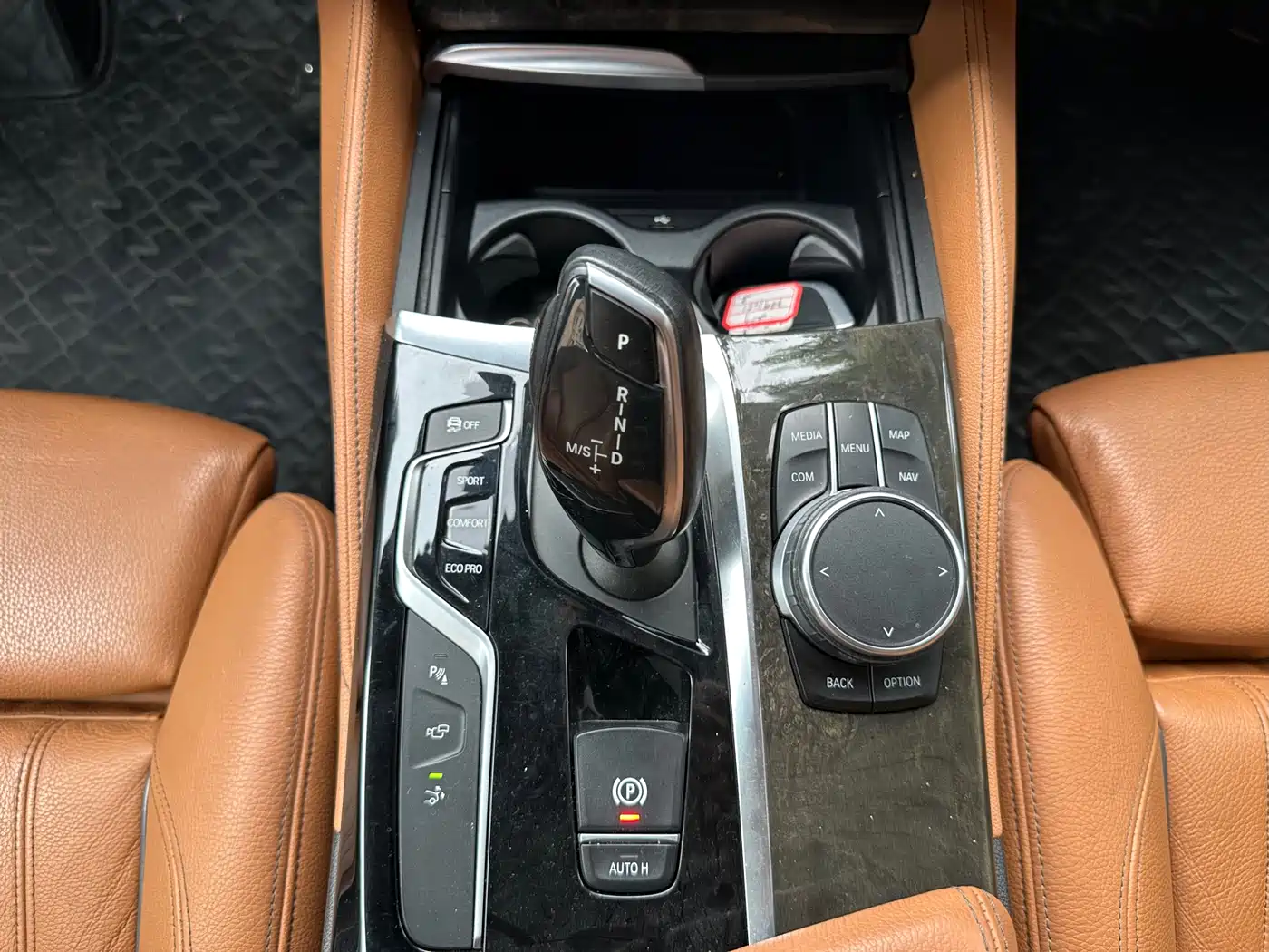 BMW 6 Series GT 2018 2018 630i Luxury Design Package