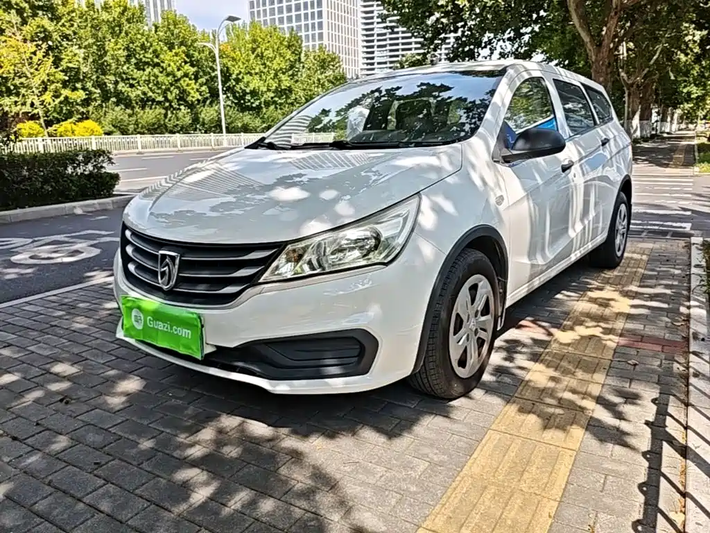Baojun 310W 2017 2017 1.2L Manual Value Edition (China V)