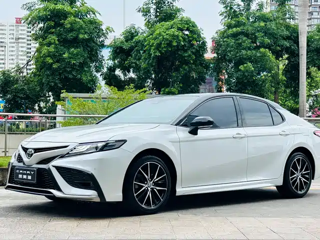 Toyota Camry 2.5S, Авангард