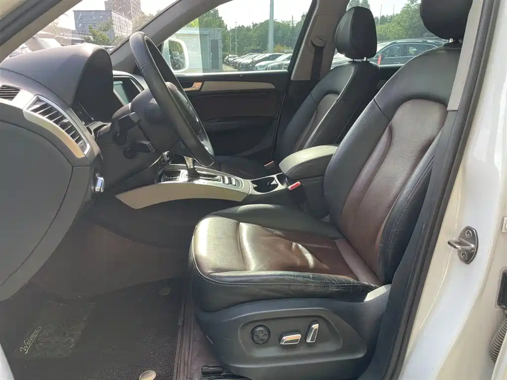 Audi Q5 2018 Collector's Edition 40 TFSI Progressive фото 6