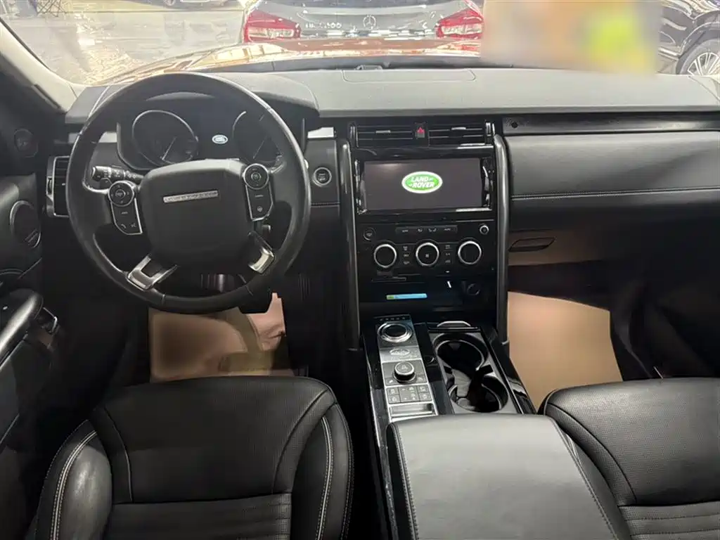 Land Rover Discovery 2017 3.0 SC V6 Launch Limited Edition фото 13