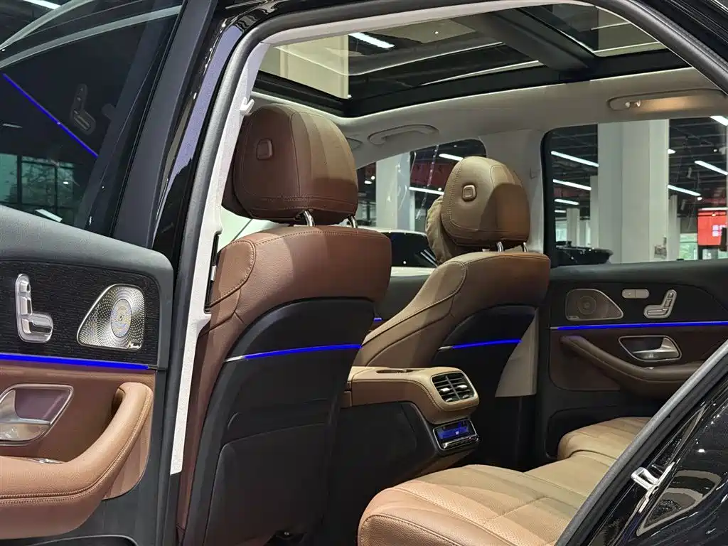 Mercedes-Benz GLE 2024 GLE 450 4MATIC Luxury фото 16