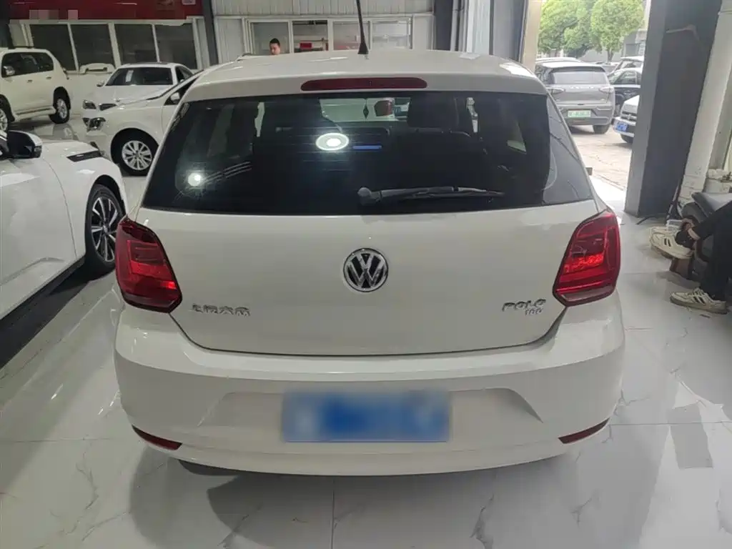 Volkswagen Polo 2018 1.5L Auto Safe Drive фото 6