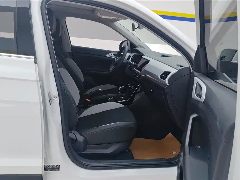 VOLKSWAGEN EXPLORING THE SHADOW